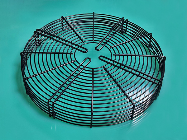 Installation method of fan cover